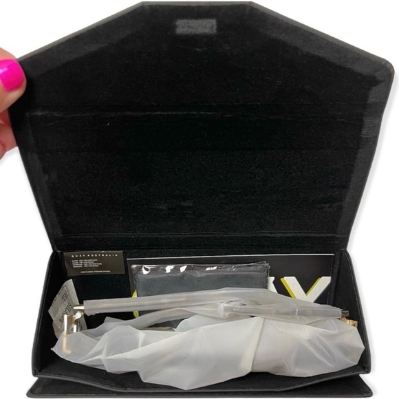 QUAY Almost Ready Sunglasses Polarized Tortoise Doe Frame Brown Fade Lens NWT - Picture 10 of 11